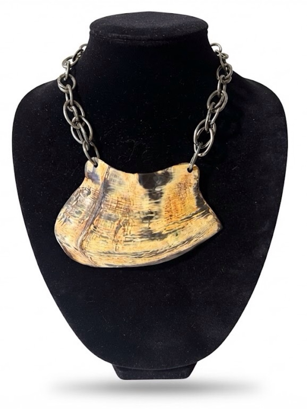 Organic Shell Pendant Necklace in Yellow-Brown